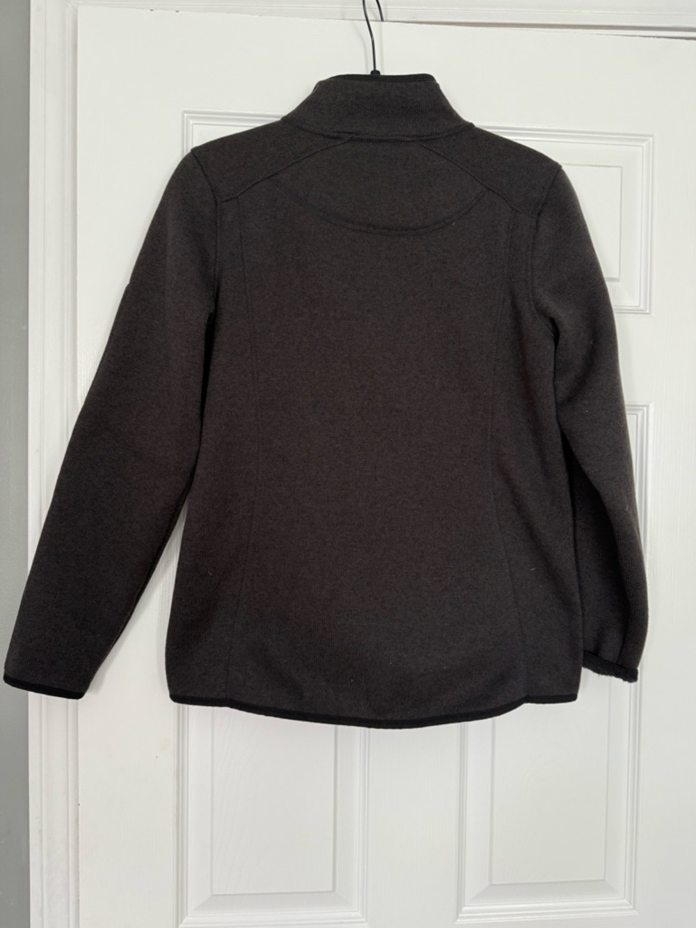L.L. Bean Women's Black Full-Zip Fleece Jacket- size Small petite - Picture 2 of 3